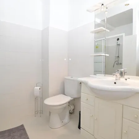 1 Bedroom Lovely In Propriano (Corsica)